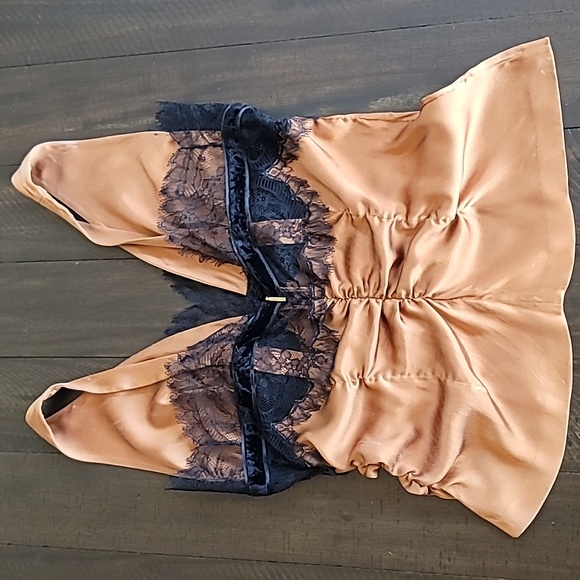 Roberto Cavalli Lace Silk Ruched Top, size IT46 - Picture 3 of 14